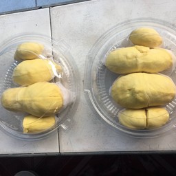 ร้านกะเพราเนื้อ น้องอะตอม