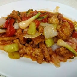 ผัดเปรี้ยวหวาน ราดข้าว