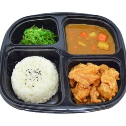 แกงกะหรี่ไก่ทอดเบนโตะ