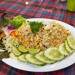 ข้าวผัดปู