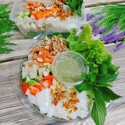 หนุงหนิงก๋วยเตี๋ยวยำบก