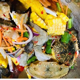 ยำข้าวโพดปูม้า+กุ้งสด(ปลาร้า)