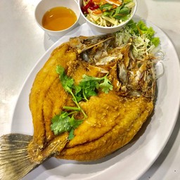 ปลากระพงทอดน้ำปลา