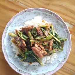 ครัวคุณวรรณ์บ้านคลอง