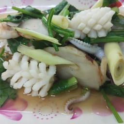 ปลาหมึก ลวกจิ้ม