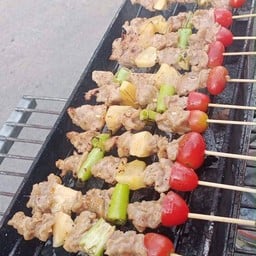 ปั่นปิ้ง ตลาดอ่างทอง