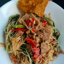 หมี่กระเฉด-เนื้อ