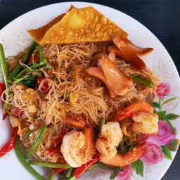 หมี่กระเฉด-กุ้ง
