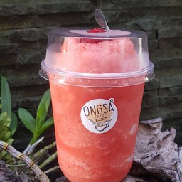 สตอเบอรี่ปั่น