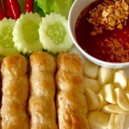 แหนมเนือง