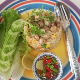 ข้าวผัดผงกระหรี่ไก่