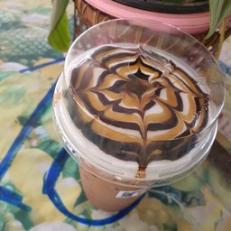 ดึกดึก ชงให้ ร้านเดียวกับ อินดี้ coffee ริมหนองสมบูรณ์