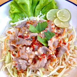 ยำไก่นุ่ม