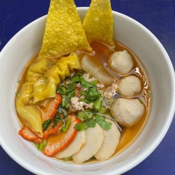 ก๋วยเตี๋ยวลืมผัว