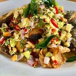 ปลาช่อนทอดสมุนไพร