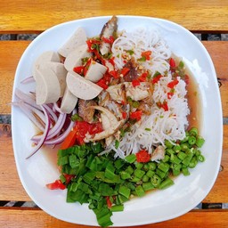 ยำขนมจีน