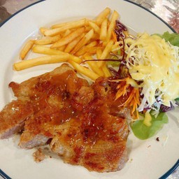 สเต๊กหมูพริกไทยดำ