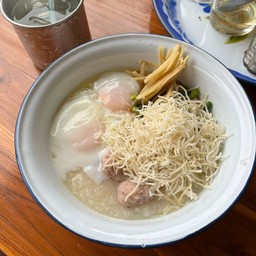 หอมอร่อยหมูเด้ง โจ๊กนิ่ม หอมน้ำซุปมากครับ