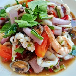 ยำทะเลรวม