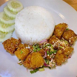 ข้าวยำไก่แซ่บ