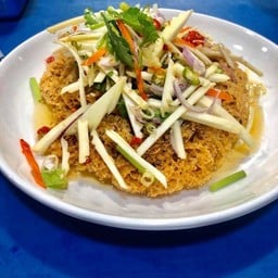 ยำปลาดุกฟู