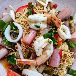 ยำมาม่าทะเล