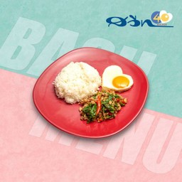 ข้าวกะเพราหมูใส่ไข่ดาว