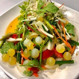 ยำไข่ปลาเรียวเซียว