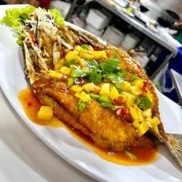 ปลากะพงสามรส