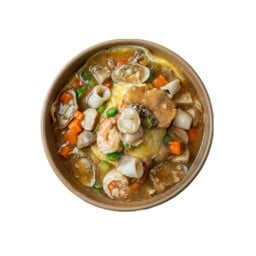 ราดหน้าไข่ข้นทะเล