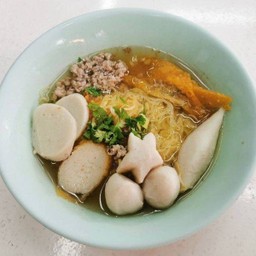 ก๋วยเตี๋ยวลูกชิ้นปลา น้ำใส (ธรรมดา)