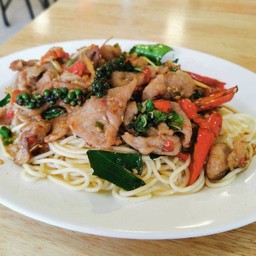 สปาเก็ตตี้ขี้เมาไก่