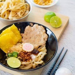 ฮิ่วเหว๊ย หม่าล่า ศรีราชา