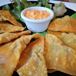 Fried Pork Wanton With Cream Cheese