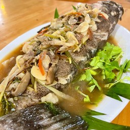 ปลาเก๋านึ่งบ๊วย