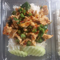 ข้าวกะเพราไก่