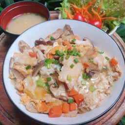 โอยาโกะด้ง