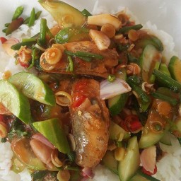 ร้านพี่กุ้งจานใหญ่