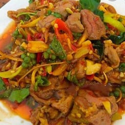 ผัดฉ่าเนื้อลาย