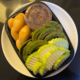 สามแซ่บ+น้ำปลาหวาน (ขนาด 550 กรัม)