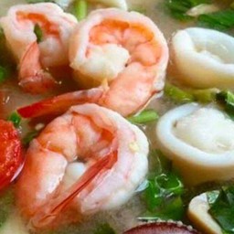 ต้มยำน้ำใส ทะเล