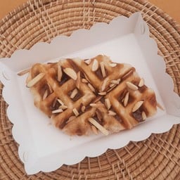 ครัวป้าจิ๋ม กับข้าว อาหารตามสั่ง ไก่กรอบซอสมะนาว