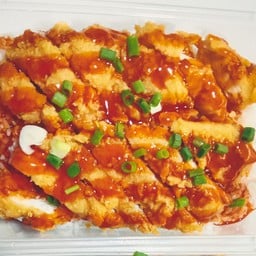 ไก่ทอดราดซอส ฮอตแอนด์สไปซี่