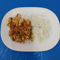 ข้าวหมึกไข่เค็ม