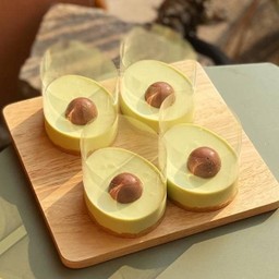 The Real Avocado Cheesecake