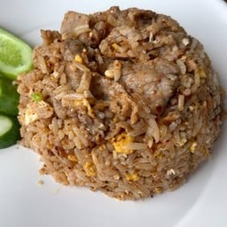 ข้าวผัดน้ำพริกนรกเนื้อ