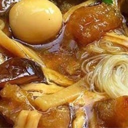 ข้าวหมูแดง + หมูกรอบ ป้าเอ๋  ข้าวหมูแดง รามซอย 4(3)