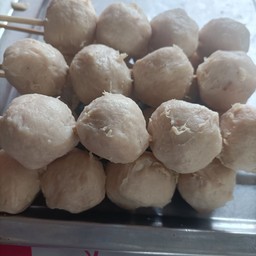 ชิ้นหมู 2 ไม้