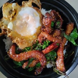 อิ่มอิ่มจัง  หมูทอด ไข่ต้ม น้ำจิ้มแจ่ว