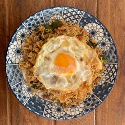 มาม่าผัดกะเพรา ตาฟลุ๊ค